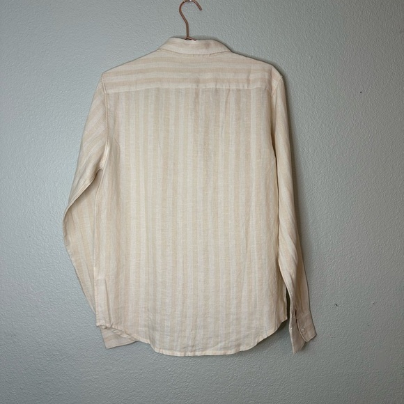 Everlane | The Classic Shirt in Linen - Picture 3 of 6